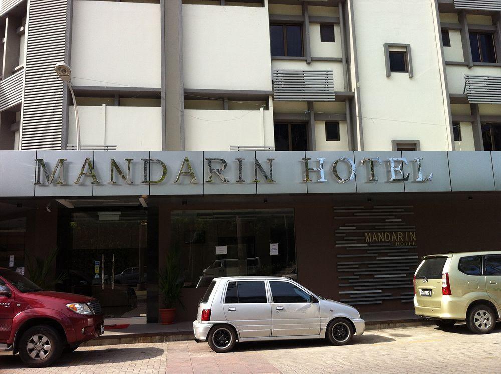 Mandarin Hotel Кота-Кинабалу Экстерьер фото